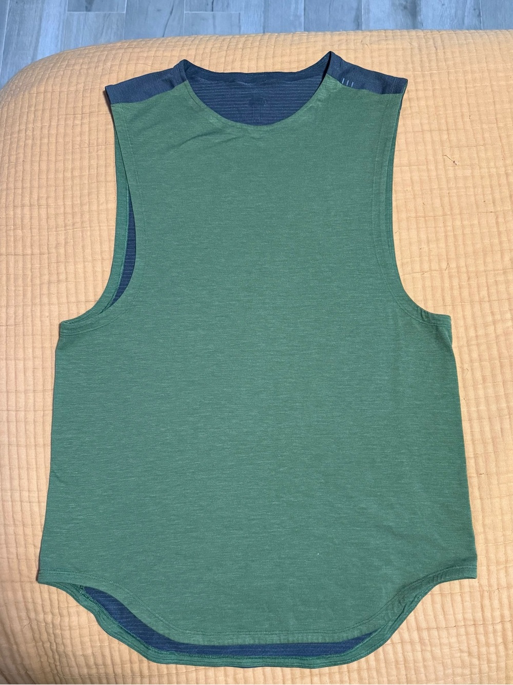Lululemon Men’s Always Agile Sleeveless
Loden Green / Obsidian